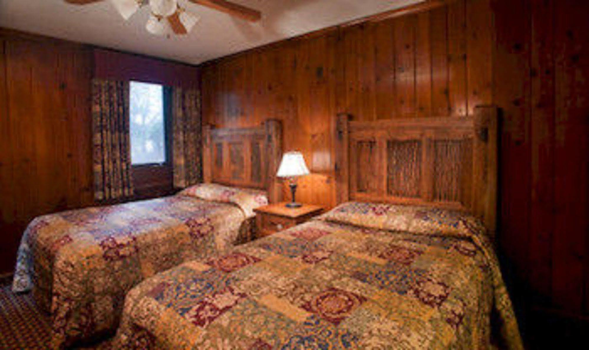 Starved Rock Lodge & Conference Center Utica Dış mekan fotoğraf