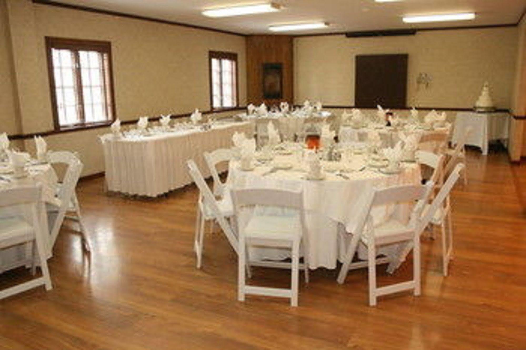 Starved Rock Lodge & Conference Center Utica Dış mekan fotoğraf