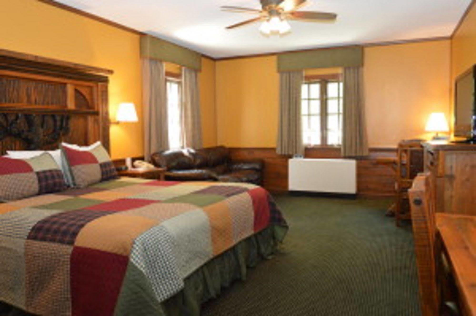 Starved Rock Lodge & Conference Center Utica Dış mekan fotoğraf