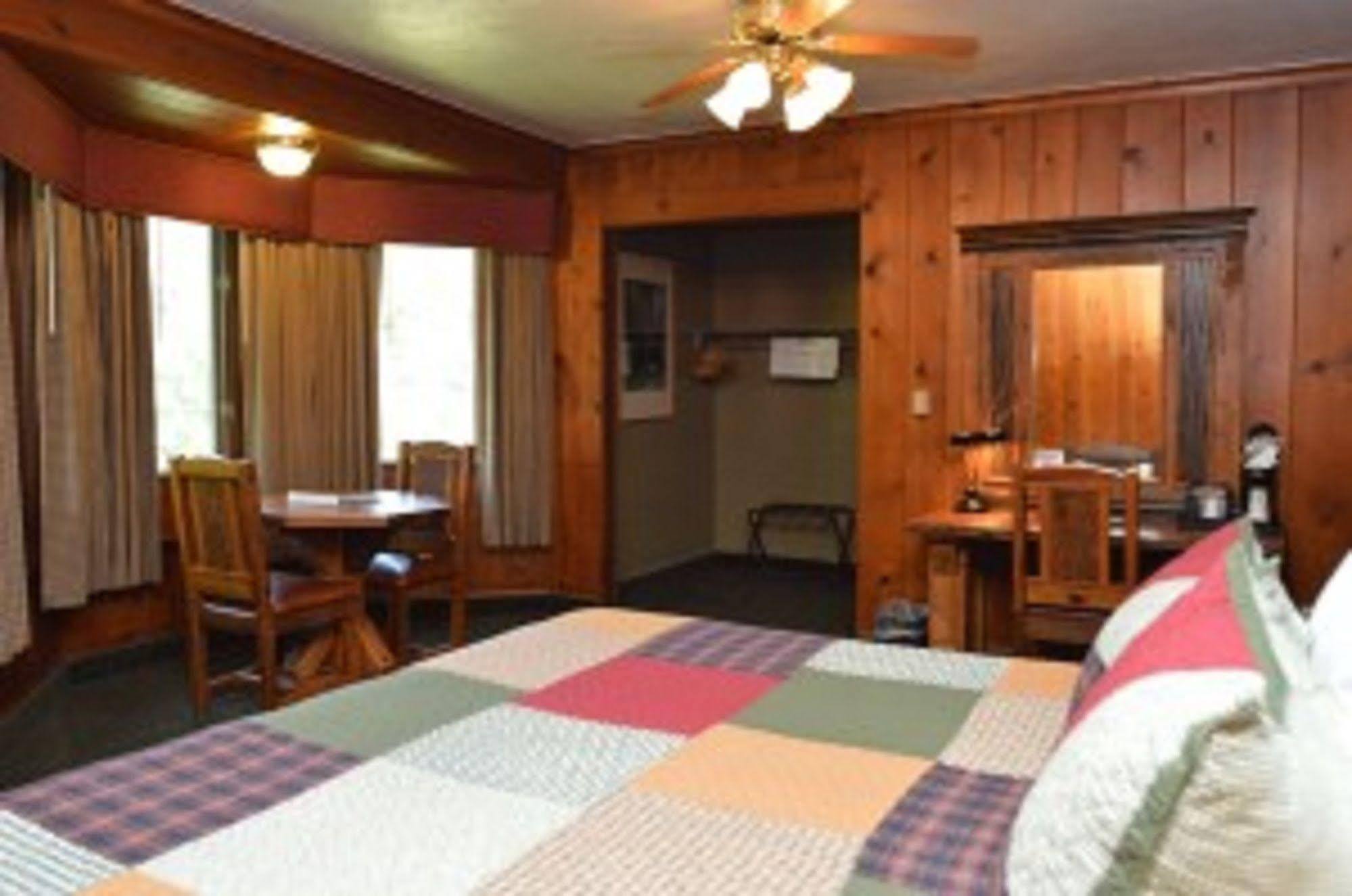 Starved Rock Lodge & Conference Center Utica Dış mekan fotoğraf