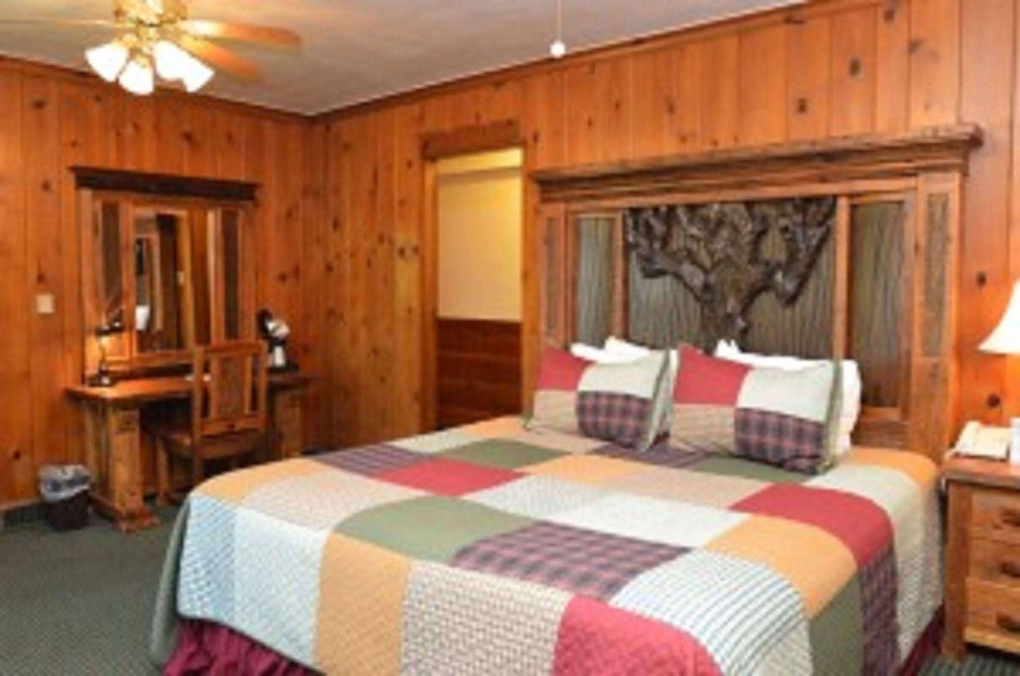 Starved Rock Lodge & Conference Center Utica Dış mekan fotoğraf